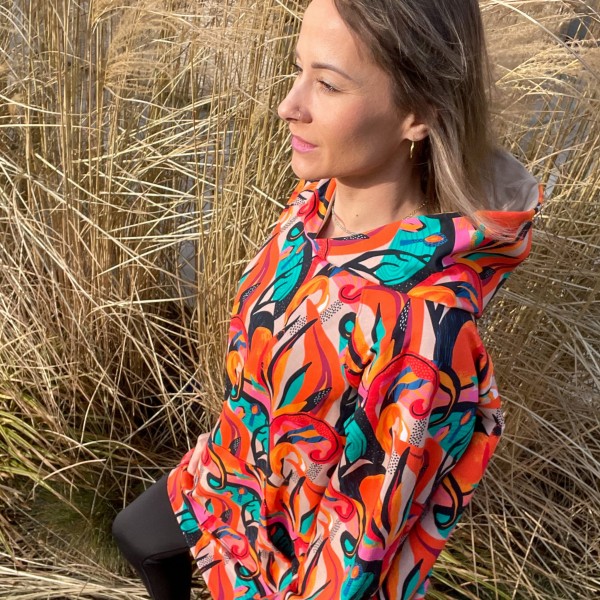 Damska bluza - HOODIE - pomarańczowa abstrakcja