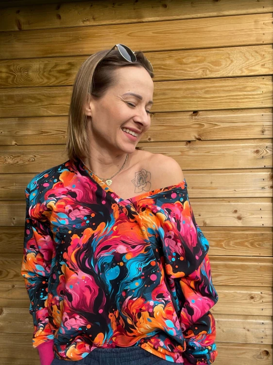 Damska bluza V - neck EKSPRESJA