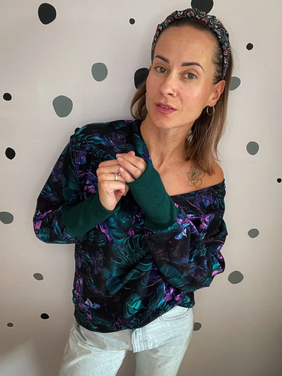 Bluza v-neck FIOLETOWA DŻUNGLA
