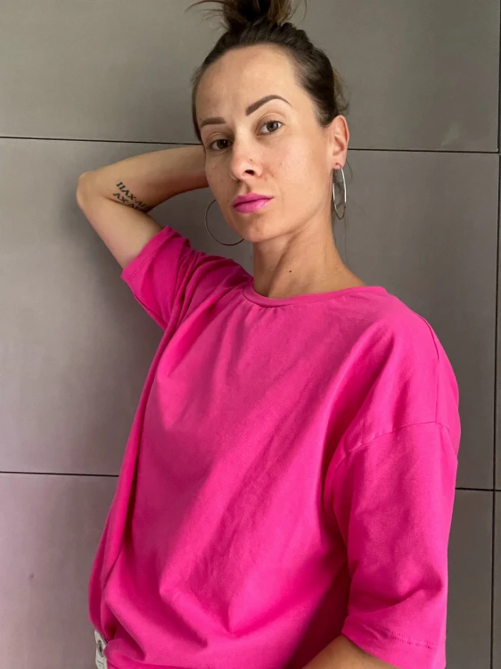Koszulka damska oversize, różowa fuksja.