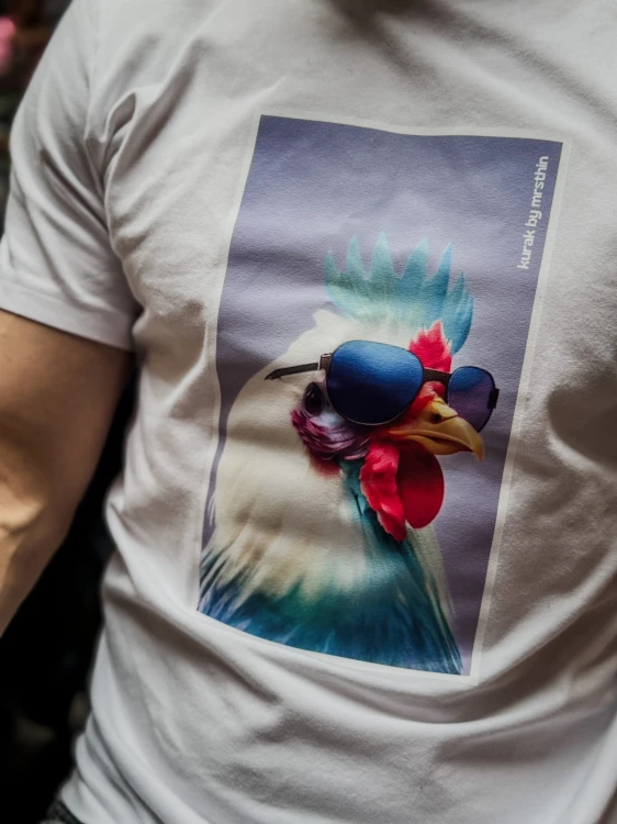 biała koszulka męska handmade z nadrukiem dla mężczyzn