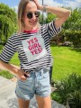 Damski t-shirt w paski z nadrukiem