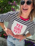 Damski t-shirt w paski YES, GIRL YES!