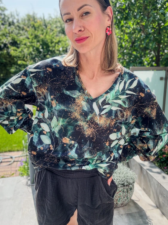 Damska bluza V -neck GWIEZDNY PYŁ