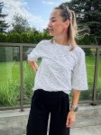 Damski biały t-shirt COMFY nopki
