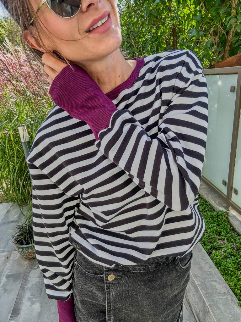 Bluza damska PASKI / bakłażan