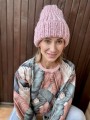 damska czapka wełniana różowa
