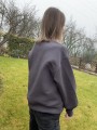 Bluza damska ocieplana, oversize, grafitowa widok z tyłu