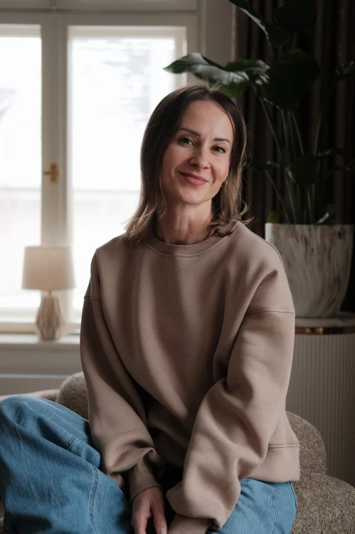 dresowa bluza oversize z obniżoną linią ramion Mrs. Thin