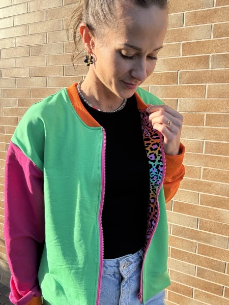 Damska zielona BOMBERKA cętki pomarańczowe 