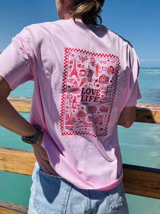T-shirt oversize różowy z napisem Love Life