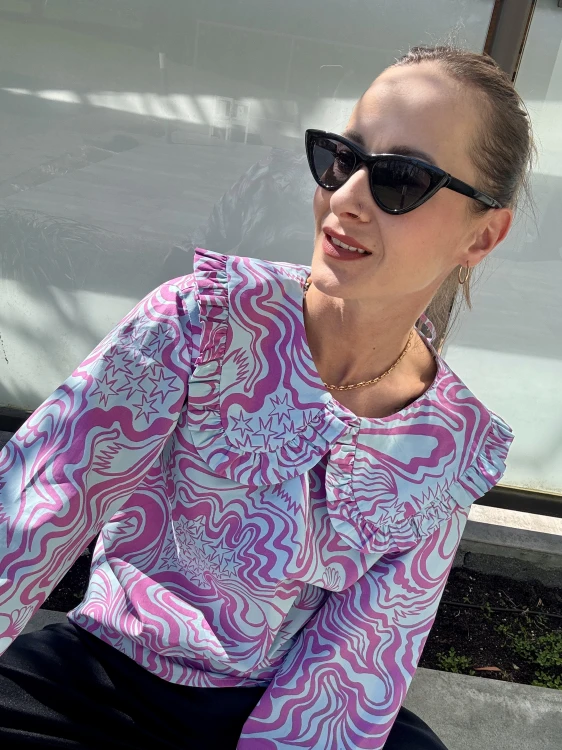 Koszula popelina handmade – miętowa w różowe elementy
