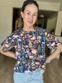 Damski t-shirt oversize z florystycznym printem
