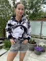 Bluza damska z kapturem we wzór marmuru