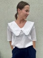 Biała koszula damska z tkaniny plumeti Mrs. Thin