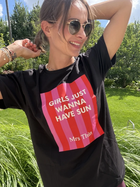 Koszulka damska z nadrukiem Girls just wanna have sun Mrs. Thin