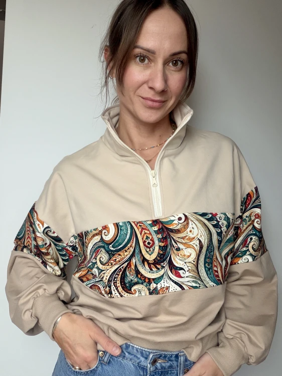 Bluza damska beżowo-piaskowa z panelem w stylu boho