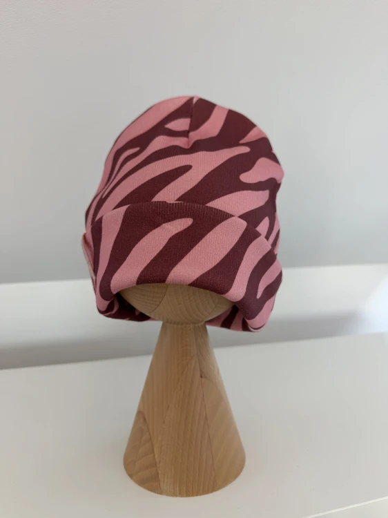 Wrzosowa czapka beanie z szerokim wywinięciem Mrs Thin
